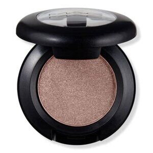 MAC ALL THAT GLITTERS eye shadow new Veluxe Pearl